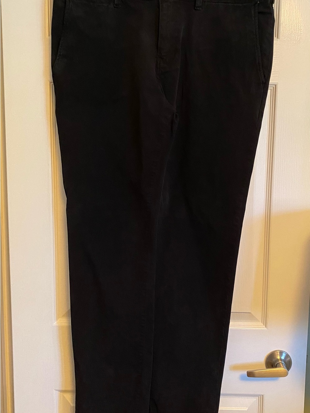 American Eagle Outfitters Men's Black Chino Pants